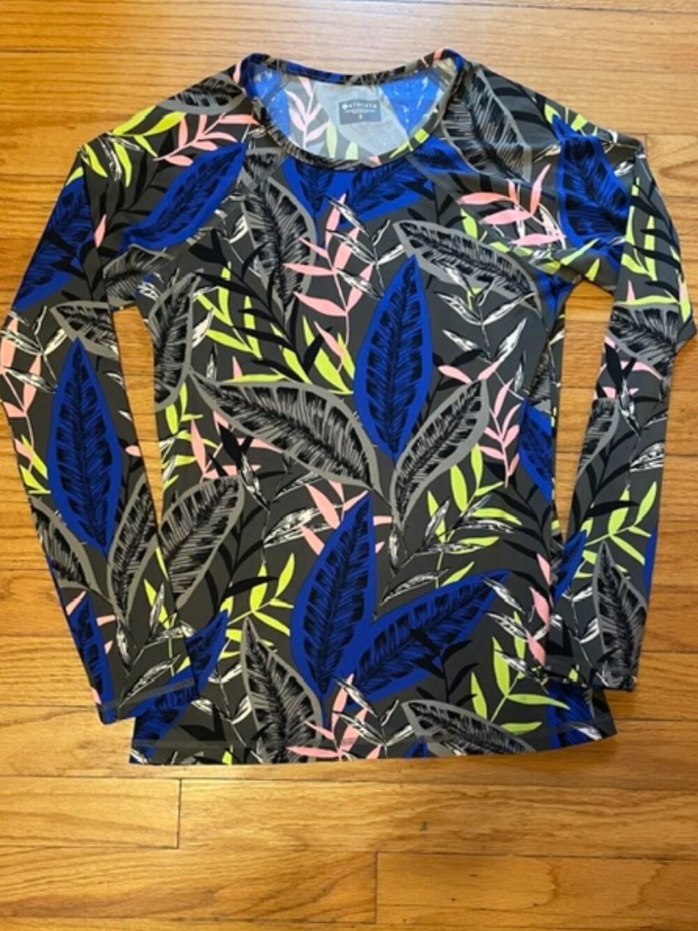 ATHLETA Leaves Activewear Foliage top S Small